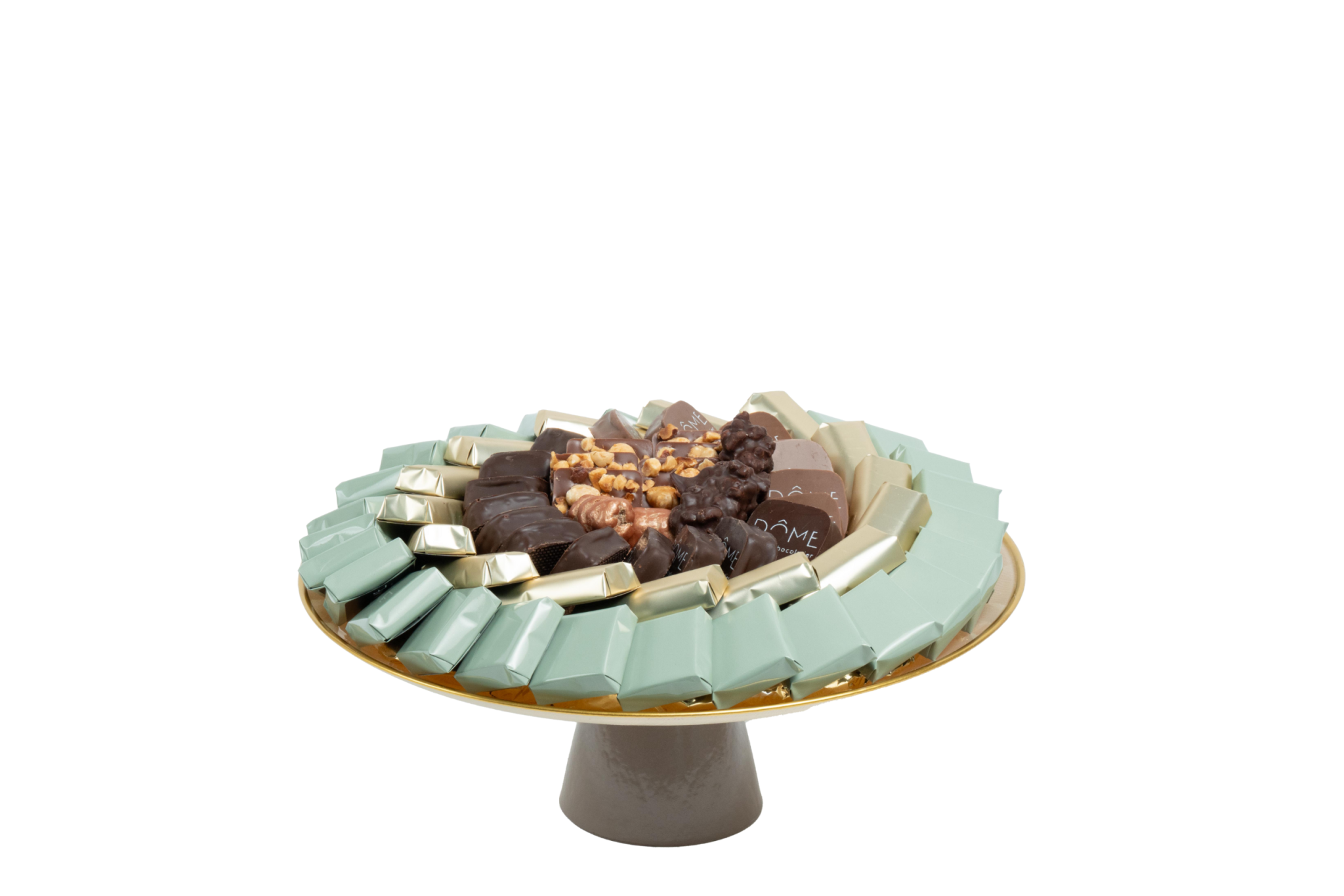 Coupe en verre garnie de chocolat